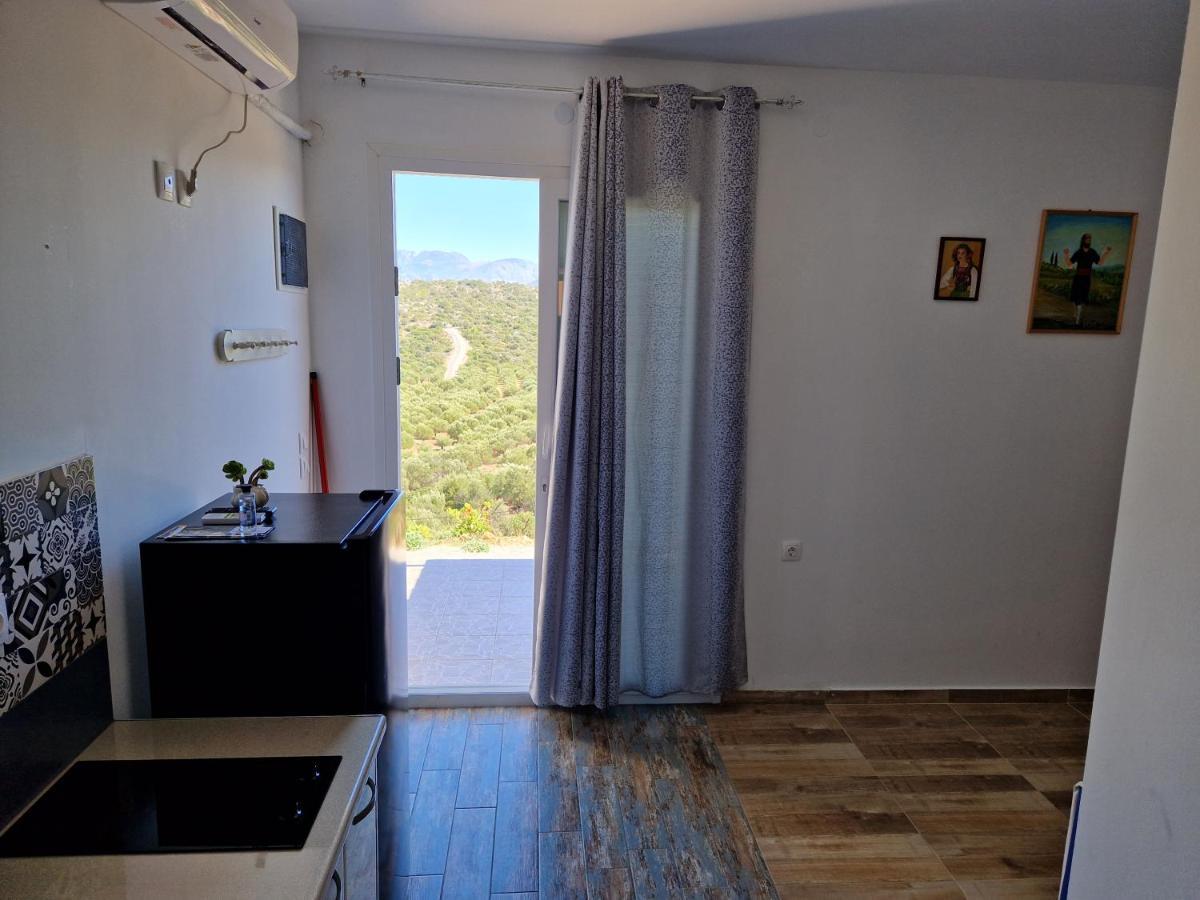 Hari Apartments Vathi, Agios Nikolaos Crete Exterior foto