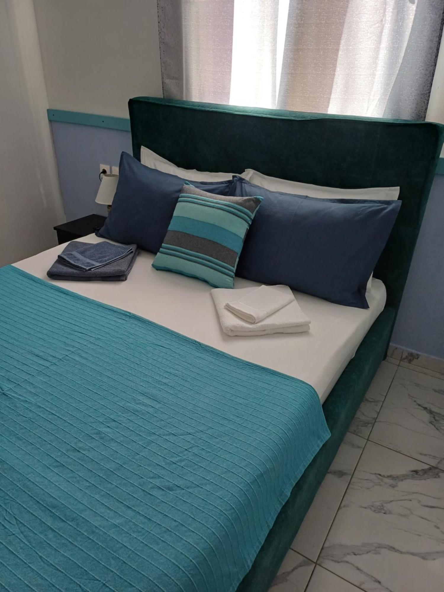 Hari Apartments Vathi, Agios Nikolaos Crete Exterior foto